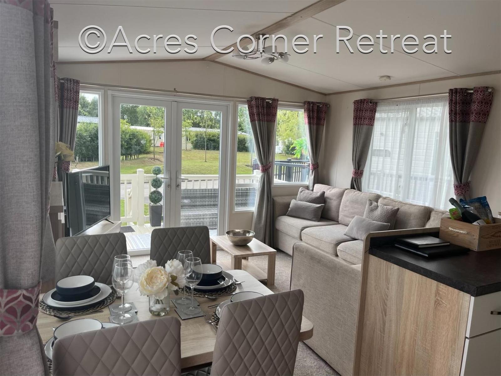 Acres Corner Retreat Inc Hot Tub At Tattershall Lakes Country Park Villa Exterior photo